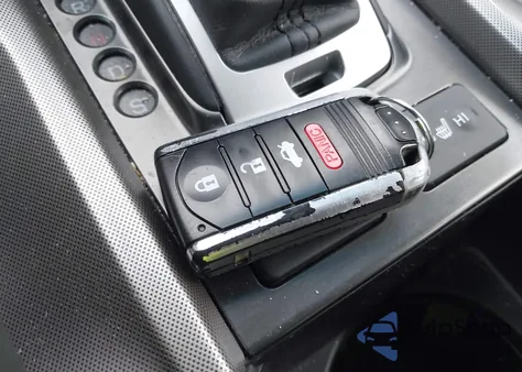 2009 Acura Tl 3.5 z USA, uszkodzony, nr VIN 19UUA86539A024575